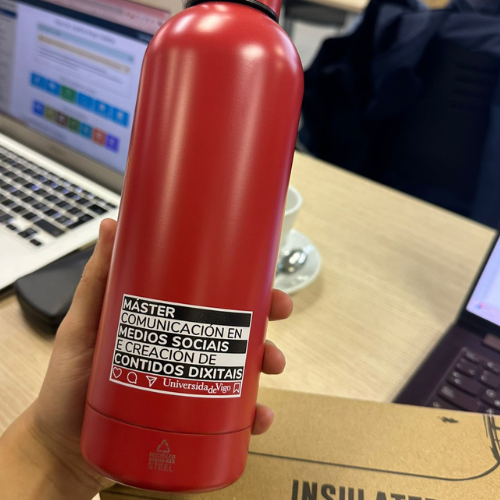 Botella de regalo- Máster Social Media